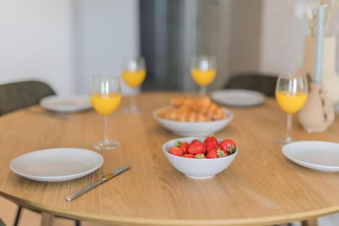 Haya Seaview - The Pier Apartment in The Hague