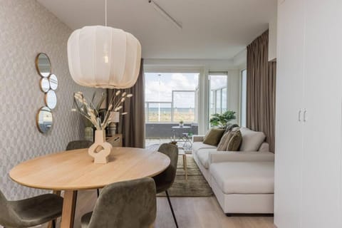 Haya Seaview - The Pier Apartment in The Hague