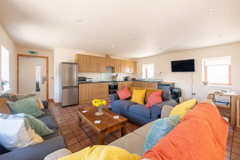 Living room, Dining area, kitchen