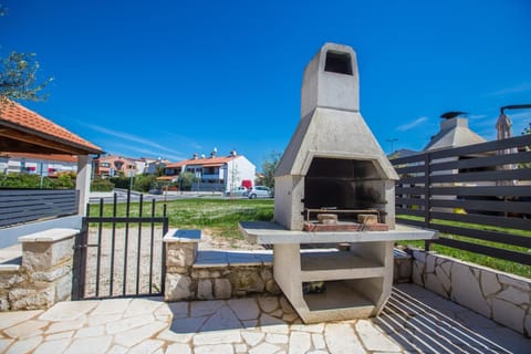 Property building, BBQ facilities