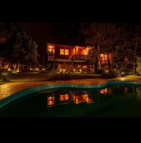Property building, Night, Garden, Garden view, Pool view, Swimming pool