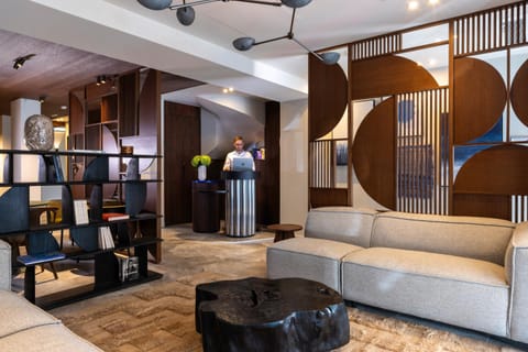 Lobby or reception, Lounge or bar