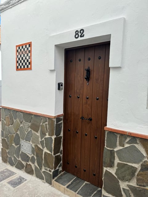 Facade/entrance, acessibility