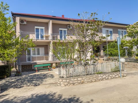 Property building, Facade/entrance, Off site