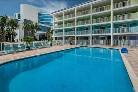 Pelican Point on Clearwater Beach Apartment hotel in Clearwater Beach
