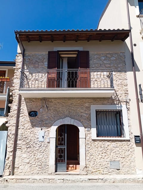 Property building, Balcony/Terrace