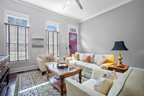 Newly Listed - Charming Retreat in Habersham House in Beaufort