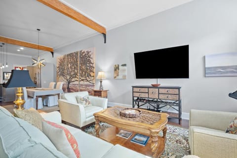 Newly Listed - Charming Retreat in Habersham House in Beaufort