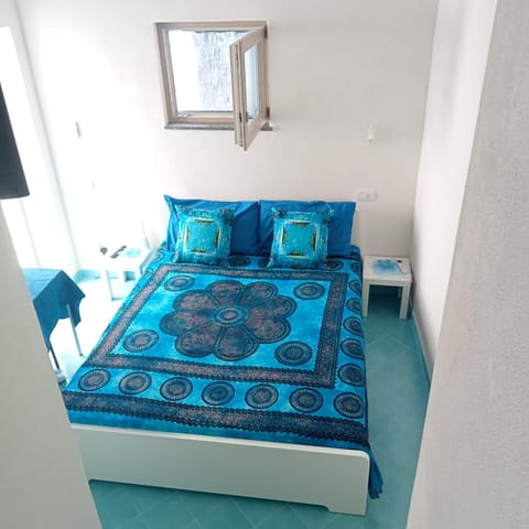 Bed, Bedroom, internet, internet, internet