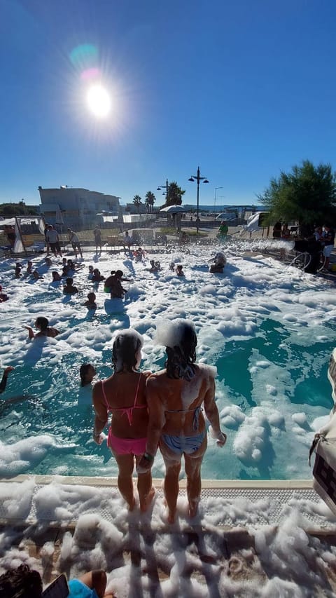 Pool view, Swimming pool