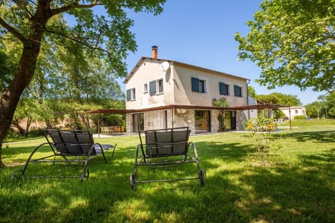 maison de famille en pleine nature House in Provence-Alpes-Côte d'Azur