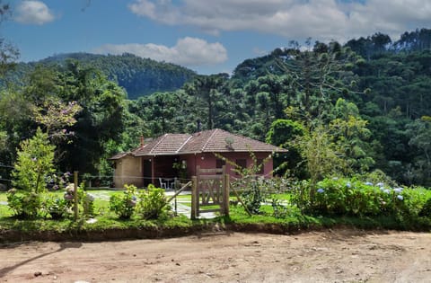 Property building, Spring, Day, Natural landscape, Mountain view