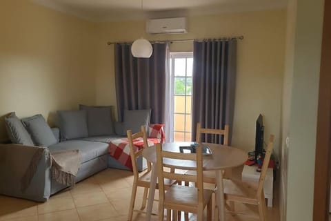 TV and multimedia, Living room, Dining area, air conditioner