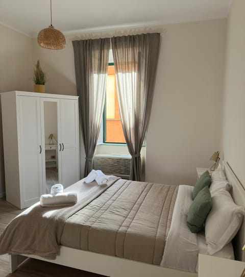 TV and multimedia, Bedroom, towels
