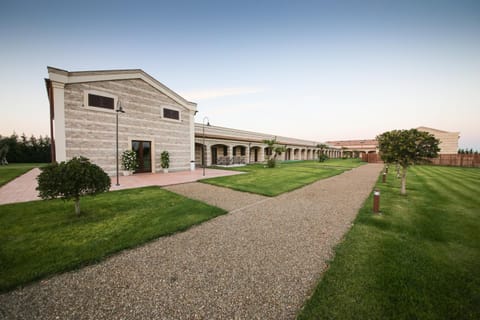 Facade/entrance, Lobby or reception, Decorative detail