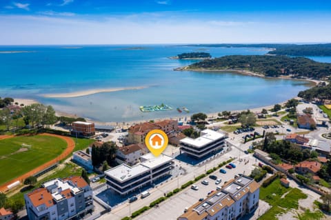 Property building, Bird's eye view