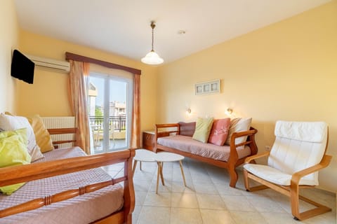 Kosmos Hotel St7 in Agios Stefanos Apartment hotel in Corfu, Greece