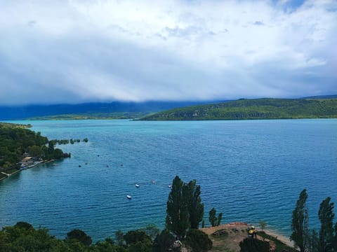 Nearby landmark, Natural landscape, Lake view