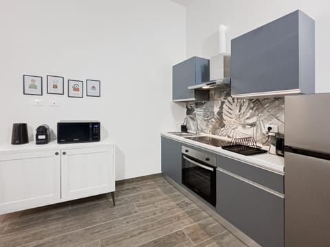 Kitchen or kitchenette, pet friendly, stove