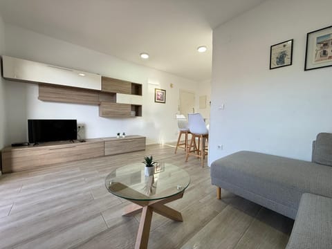 TV and multimedia, Dining area
