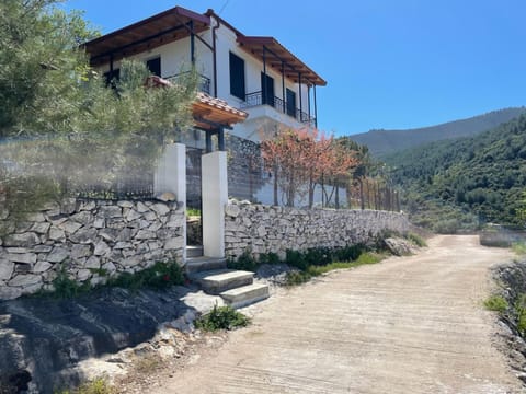 Property building, View (from property/room)