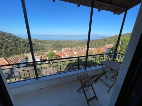 Natural landscape, Balcony/Terrace, Mountain view, Sea view