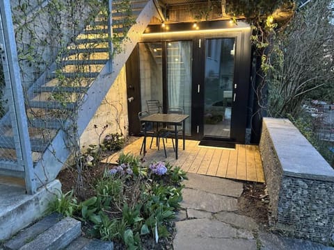 Charming Tiny Garden House for two House in Lucerne