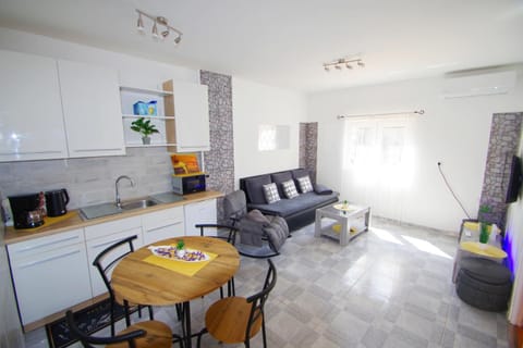 Kitchen or kitchenette, Living room, Dining area