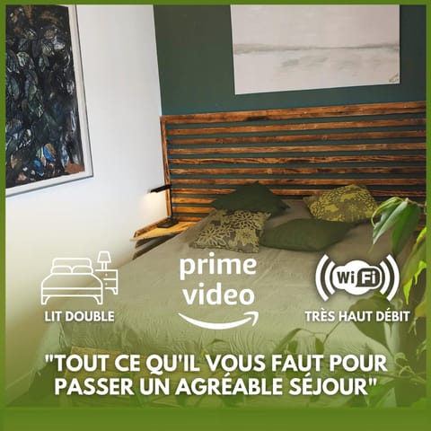 Bed, Bedroom, Text overlay