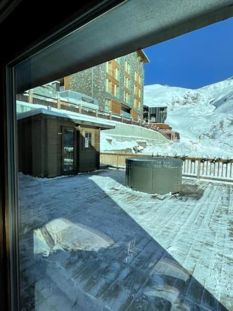 Skiing Resort In The Italian Alps, Chalet Cervinia Chalet in Breuil-Cervinia