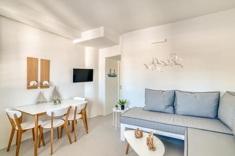 Sail in apt in the heart of Naousa Apartment in Naousa