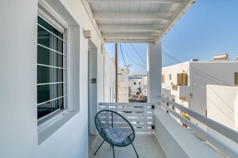 Sail in apt in the heart of Naousa Apartment in Naousa