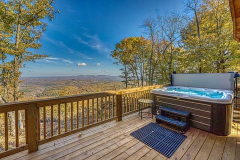 Natural landscape, Hot Tub, View (from property/room), Balcony/Terrace, Mountain view