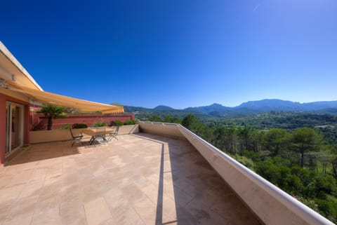 Superbe appartement 3 chambres avec vue panoramique Apartment in Mandelieu-La Napoule