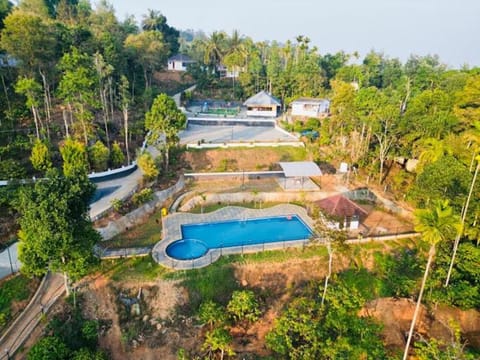 Bird's eye view, Swimming pool
