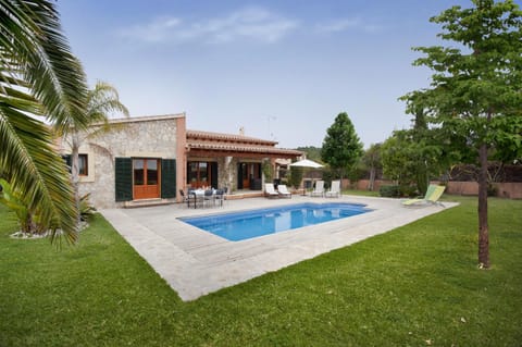 Day, Garden, Swimming pool, Swimming pool