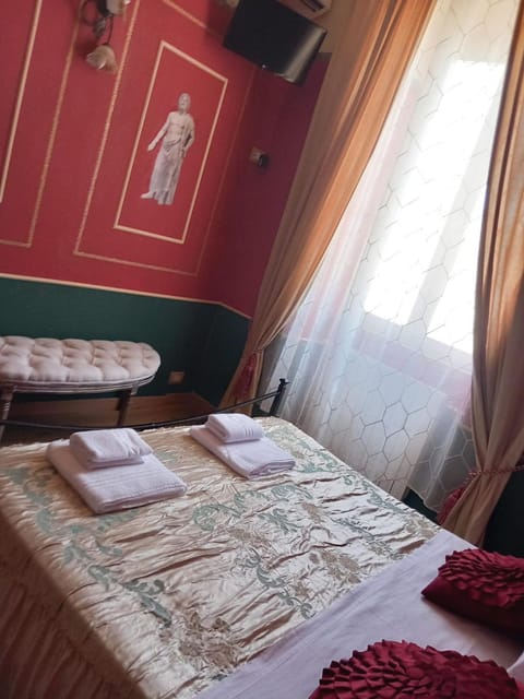 Templum Iovis-Front of port Apartment in Civitavecchia