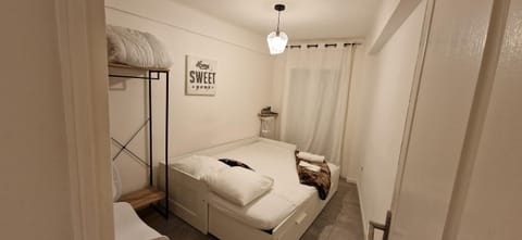 4 pièces 8 personnes proche aéroport,tramway Apartment in Nice