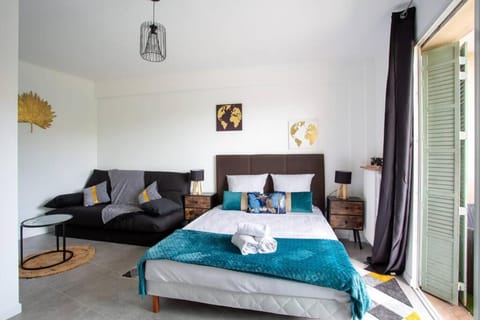 4 pièces 8 personnes proche aéroport,tramway Apartment in Nice