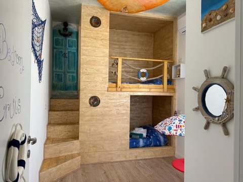 bunk bed