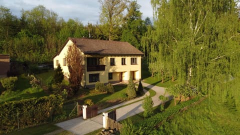 Property building, Spring, Day, Natural landscape, Garden, Garden view