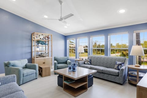 Gorgeous 5 Bedroom Home with Heated Pool and Spa House in Sanibel Island