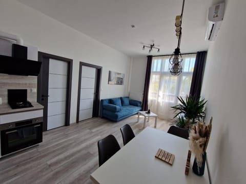 Milla's Dream Home Apartment in Szeged