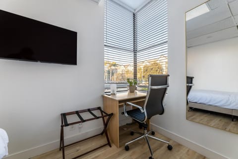 Seating area, Bedroom