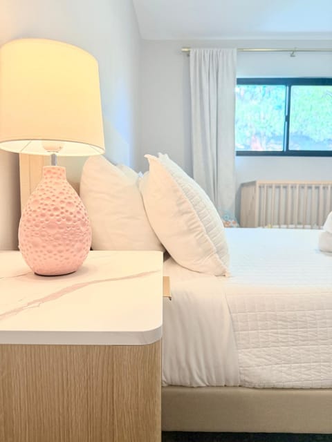 Echo by Coast to Cactus - Family-Friendly Home House in La Mesa