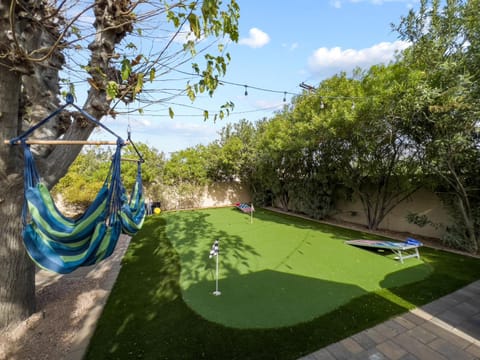 The Sunset House - Pool, Hot Tub & Putting Green House in Tempe