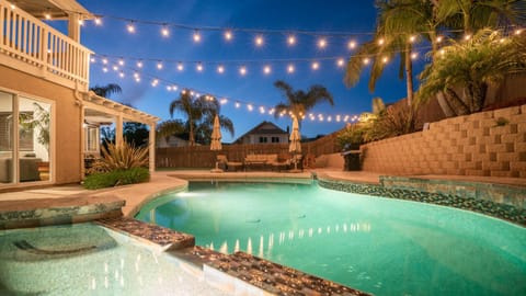 San Diego Family Getaway - Spa, Pool, and Patio House in Rancho Penasquitos