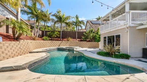San Diego Family Getaway - Spa, Pool, and Patio House in Rancho Penasquitos