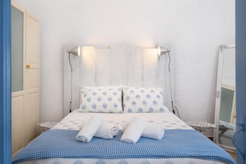 Aggelikis Traditional Cave House House in Mesaria