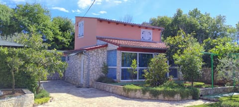 Property building, Garden view